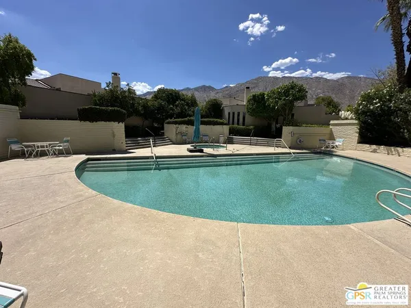 $2,950 | 882 Village Square North, Palm Springs, CA 92262
