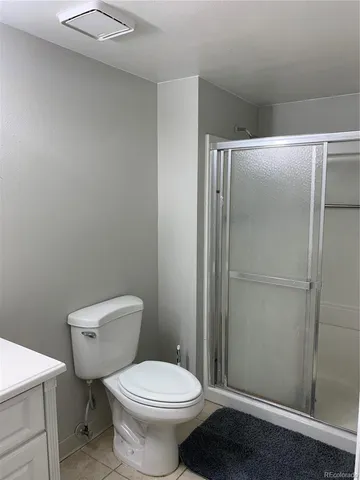 a bathroom with a toilet