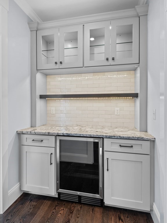 87 Brigham Hill Road Attleboro, MA 02703 - Photo 21 of 42 a stove top oven sitting inside of a kitchen