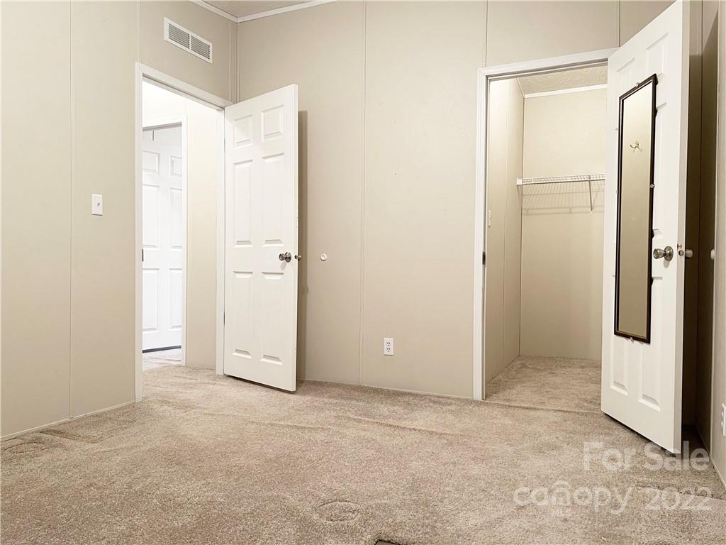 136 River Ridge Lane Hickory, NC 28601 - Photo 16 of 23 Gallery Image 16