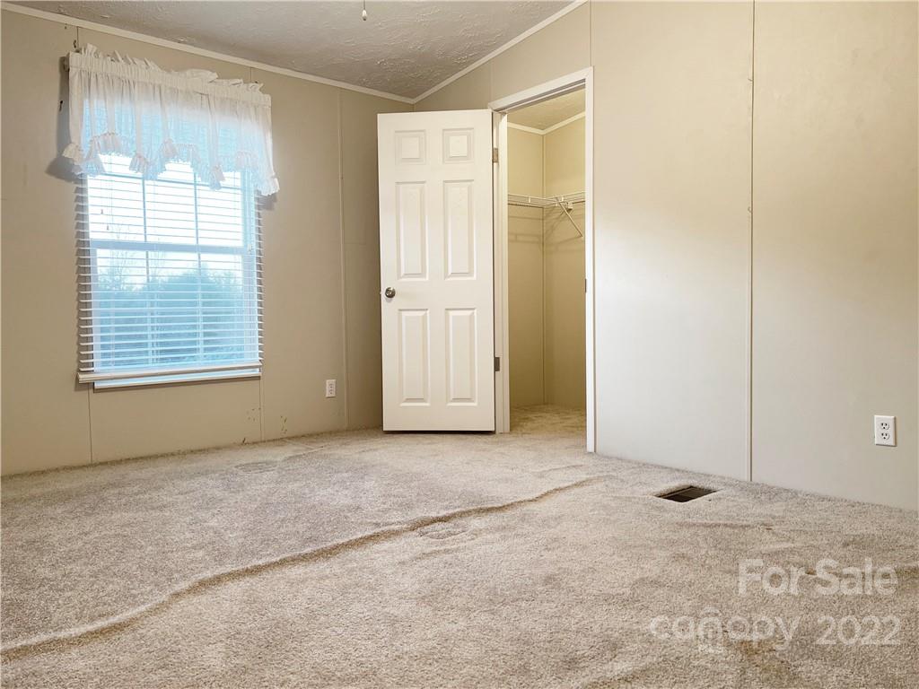 136 River Ridge Lane Hickory, NC 28601 - Photo 17 of 23 Gallery Image 17