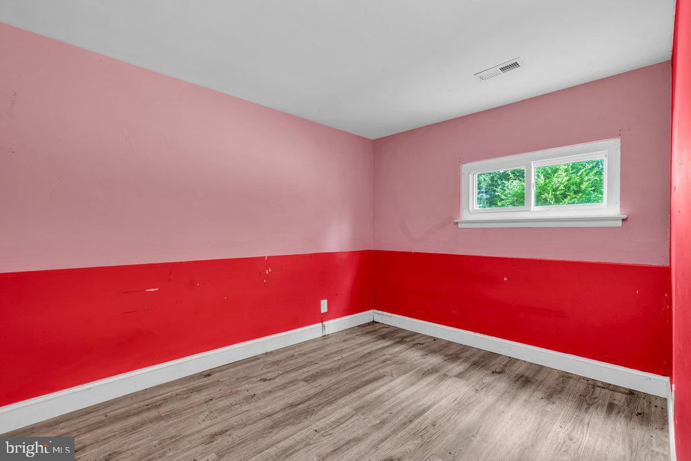 211 Chatham Drive Lindenwold, NJ 08021 - Photo 36 of 42 a view of empty room with window