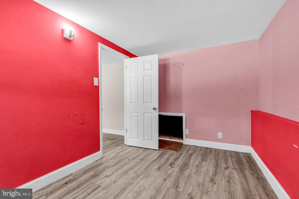 211 Chatham Drive Lindenwold, NJ 08021 - Photo 37 of 42 a view of an empty room