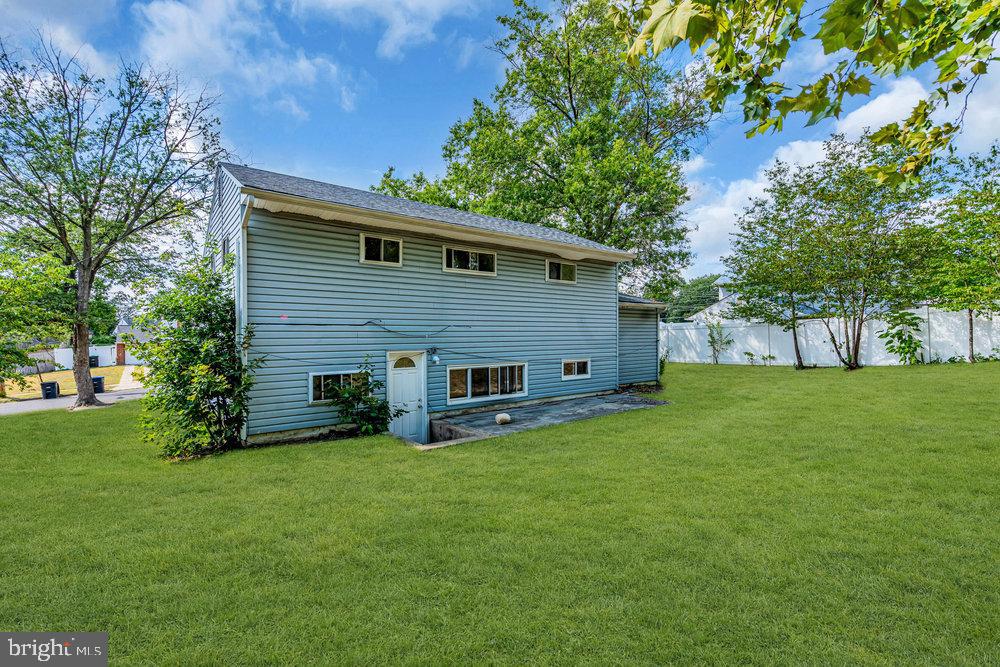 211 Chatham Drive Lindenwold, NJ 08021 - Photo 38 of 42 a view of a house with a yard