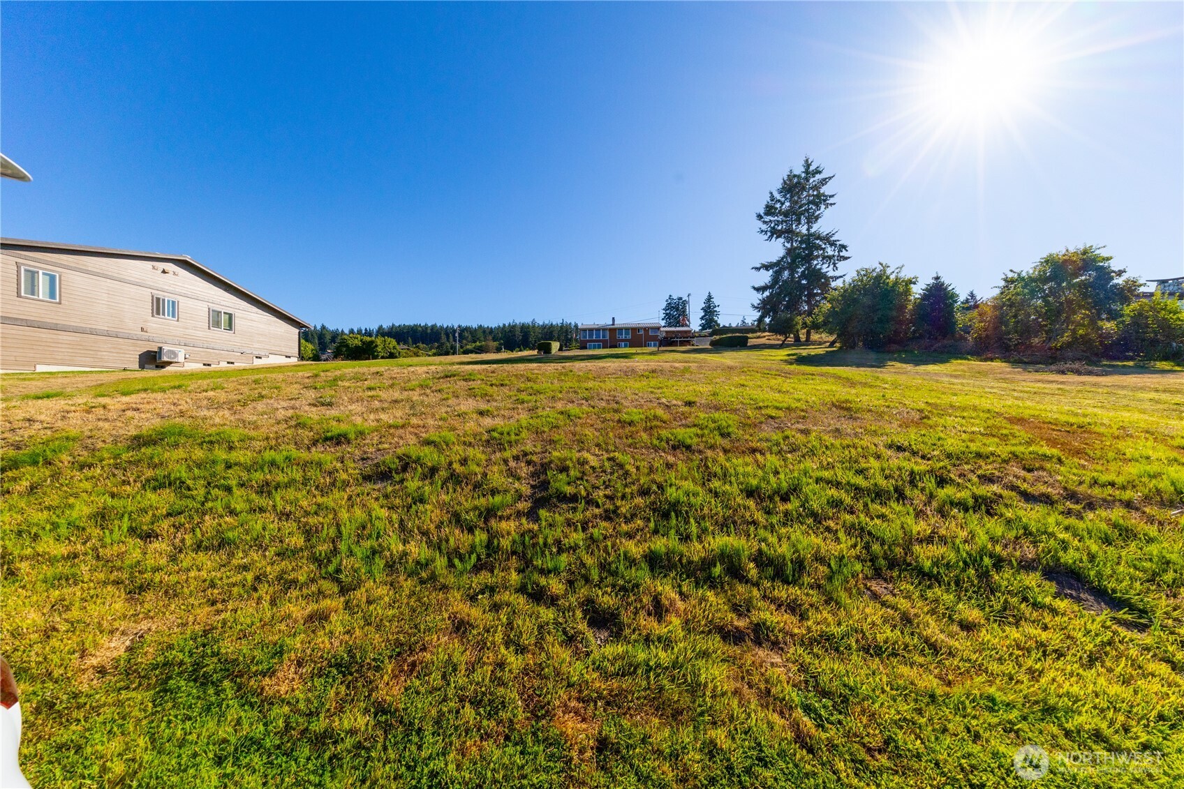 4 East Maplewood Loop Oak Harbor, WA 98277 - Photo 3 of 14