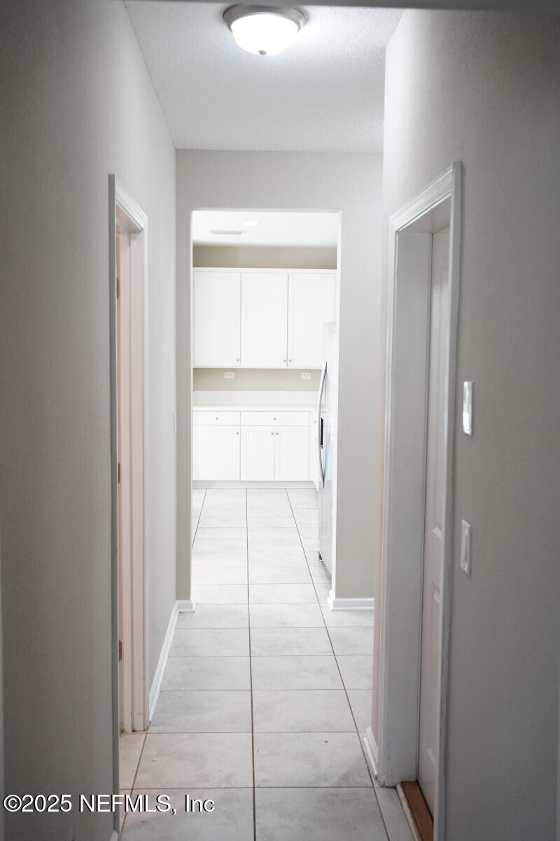 855 Sycamore Way Orange Park, FL 32073 - Photo 30 of 43 a view of a hallway