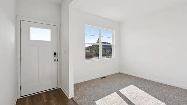 $386,990 | 6562 Walnut Drive, Wonder Lake, IL 60097