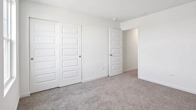 $386,990 | 6562 Walnut Drive, Wonder Lake, IL 60097