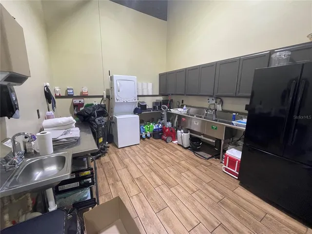 $13 | 231 North Grove Street, Eustis, FL 32726