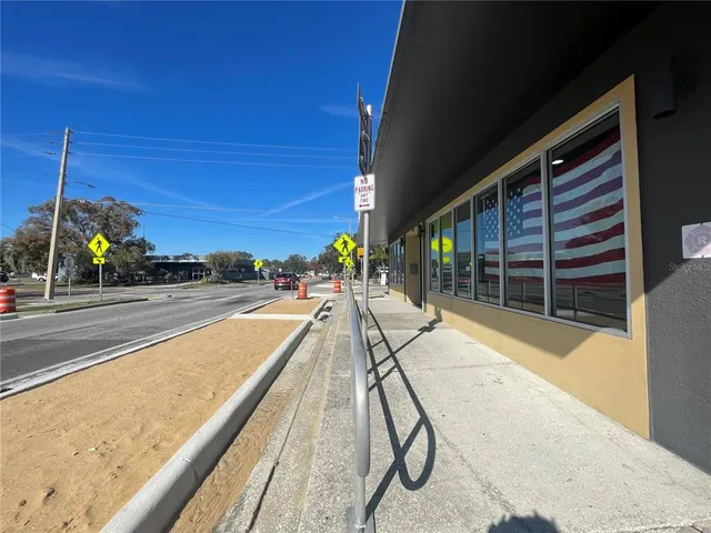 $13 | 231 North Grove Street, Eustis, FL 32726