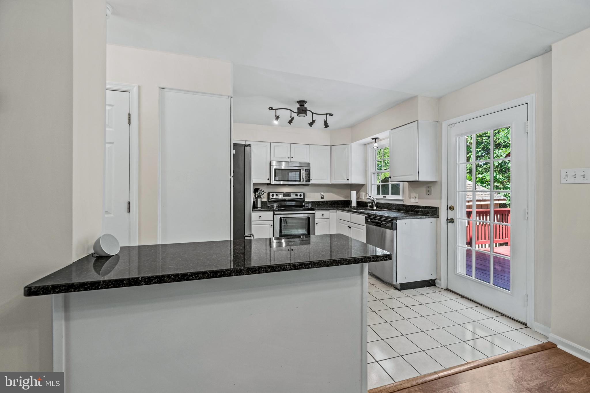 4751 Ten Oaks Road Dayton, MD 21036 - Photo 13 of 49 Extra counter and storage in Kitchen