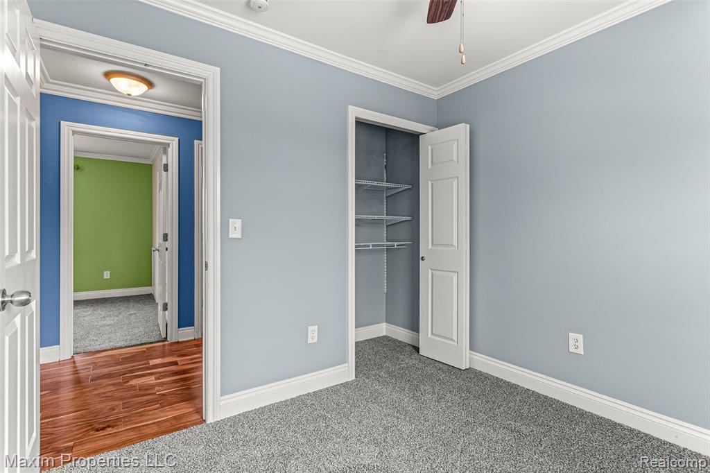 22254 Derby Road Trenton, MI 48183 - Photo 19 of 27 Gallery Image 19