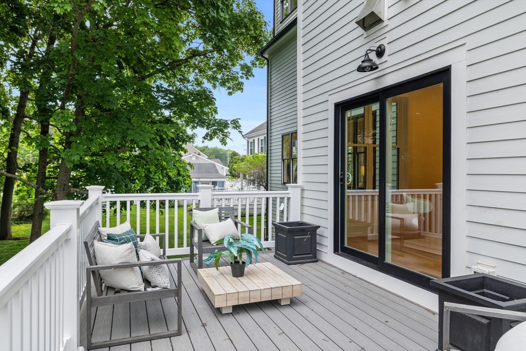 37 Maple Street Lynnfield, MA 01940 - Photo 37 of 40