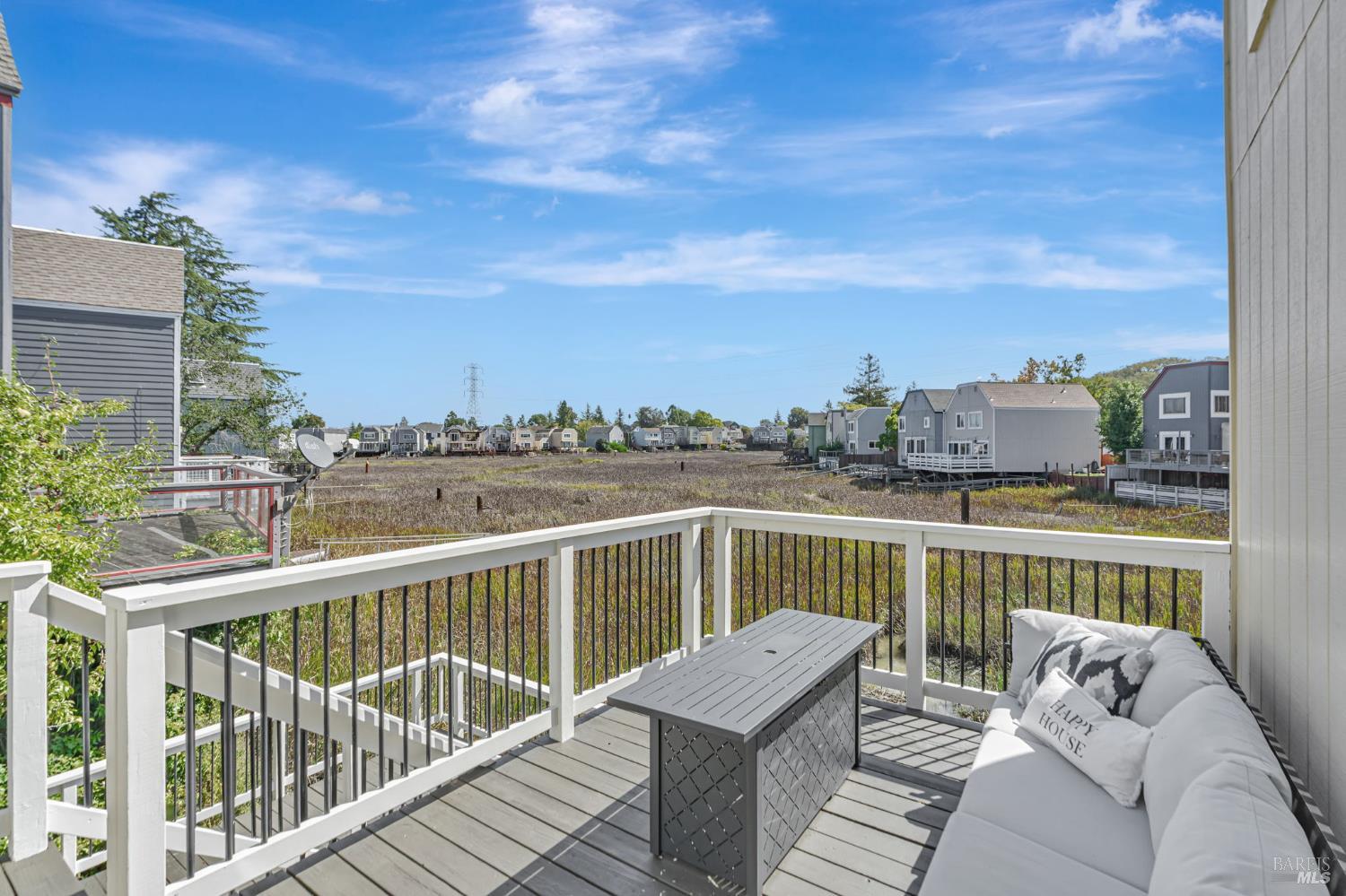 2589 Topaz Drive Novato, CA 94945 - Photo 29 of 43