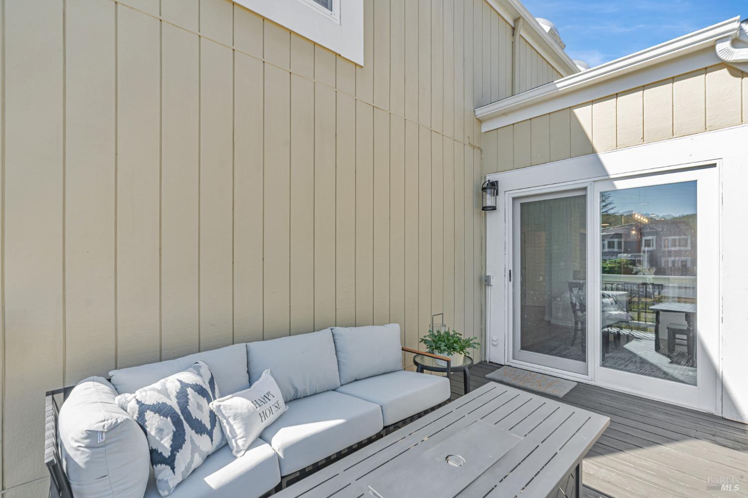 2589 Topaz Drive Novato, CA 94945 - Photo 30 of 43