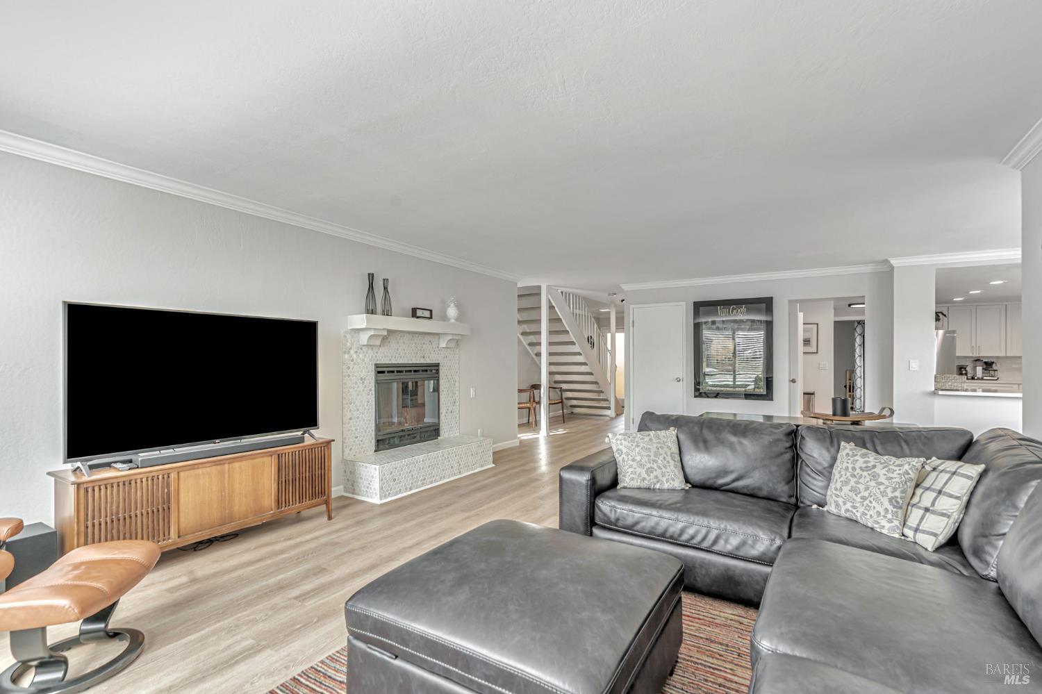 2589 Topaz Drive Novato, CA 94945 - Photo 8 of 43