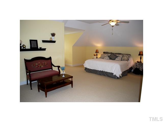 7205 Sunset Glen Point Raleigh, NC 27614 - Photo 19 of 25