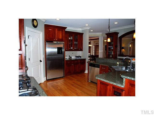7205 Sunset Glen Point Raleigh, NC 27614 - Photo 4 of 25