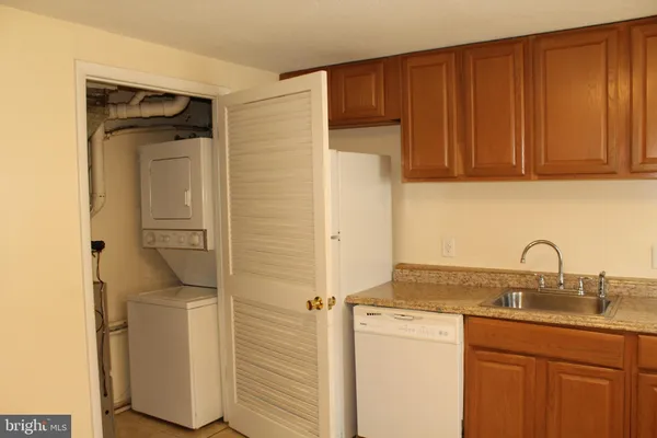 $1,750 | 1769 Village Green Drive, Unit Y82, Hyattsville, MD 20785