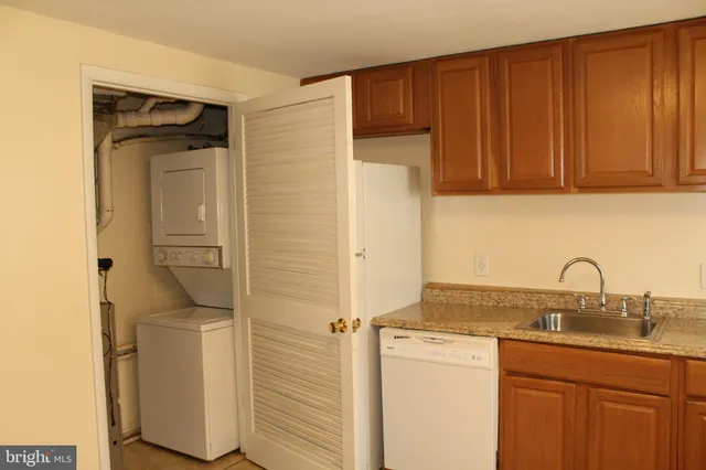 $1,750 | 1769 Village Green Drive, Unit Y82, Hyattsville, MD 20785