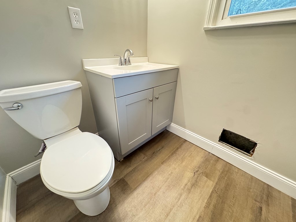 8 Cedar Lane Calhoun Falls, SC 29628 - Photo 14 of 28 Gallery Image 14