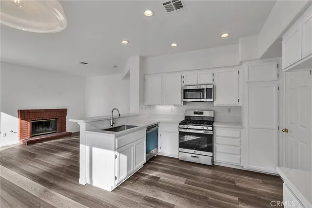 $2,700 | 4314 Tornado Court, Palmdale, CA 93552