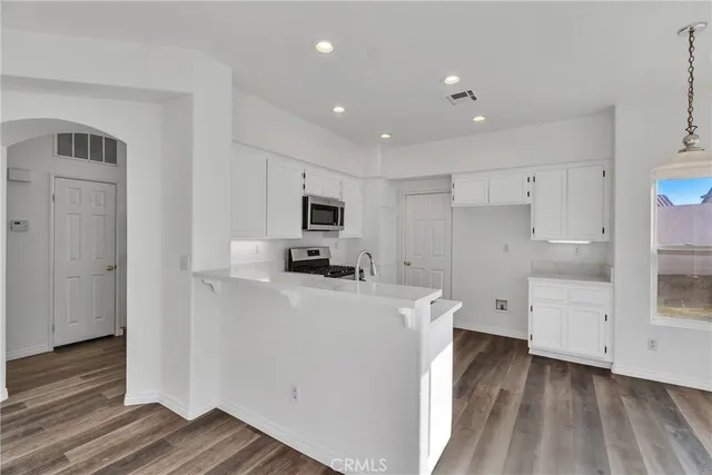 $2,700 | 4314 Tornado Court, Palmdale, CA 93552