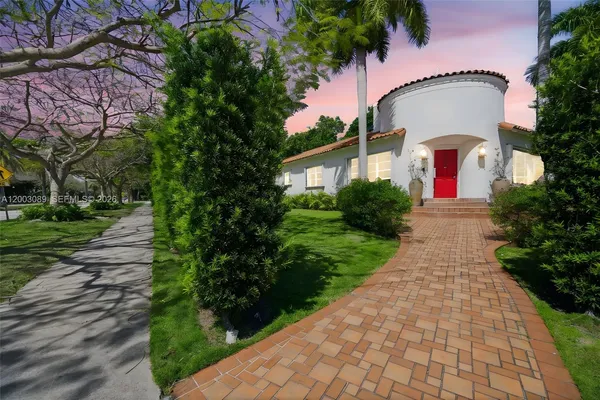 $4,900,000 | 2300 South Miami Avenue, Miami, FL 33129