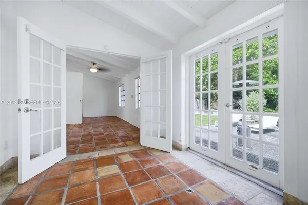 $4,900,000 | 2300 South Miami Avenue, Miami, FL 33129