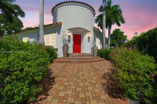 $4,900,000 | 2300 South Miami Avenue, Miami, FL 33129