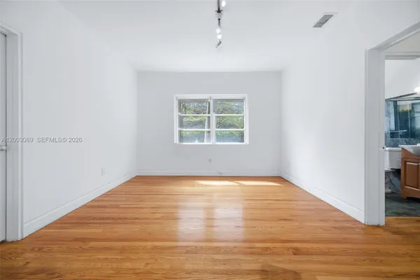 $4,900,000 | 2300 South Miami Avenue, Miami, FL 33129