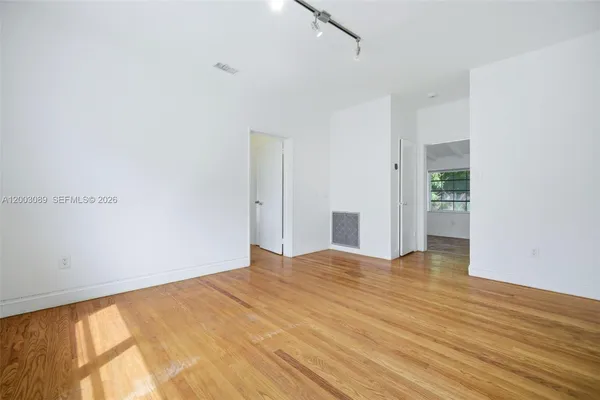 $4,900,000 | 2300 South Miami Avenue, Miami, FL 33129