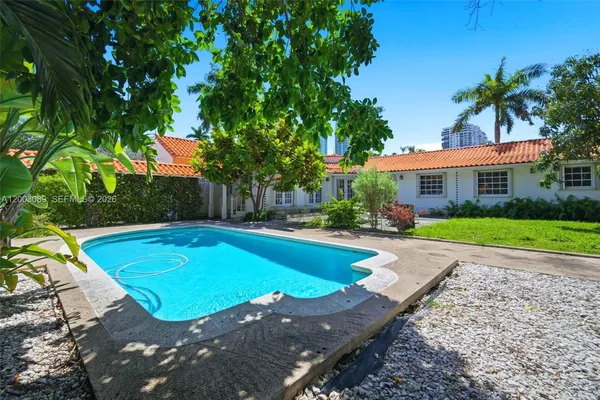 $4,900,000 | 2300 South Miami Avenue, Miami, FL 33129