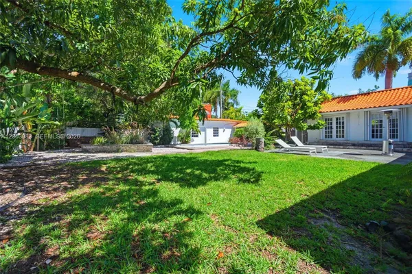 $4,900,000 | 2300 South Miami Avenue, Miami, FL 33129