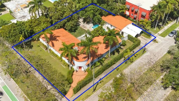 $4,900,000 | 2300 South Miami Avenue, Miami, FL 33129