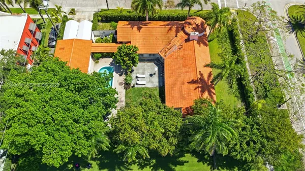 $4,900,000 | 2300 South Miami Avenue, Miami, FL 33129
