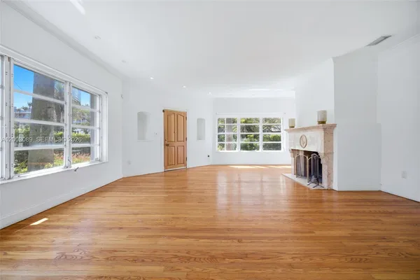 $4,900,000 | 2300 South Miami Avenue, Miami, FL 33129
