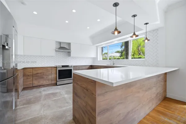 $4,900,000 | 2300 South Miami Avenue, Miami, FL 33129
