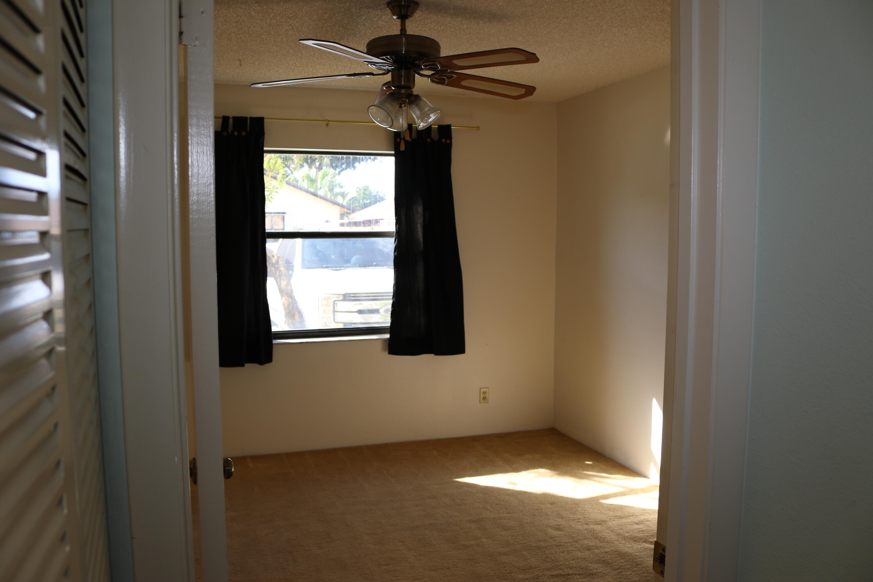 403 Springdale Circle Palm Springs, FL 33461 - Photo 17 of 45 2nd bedroom