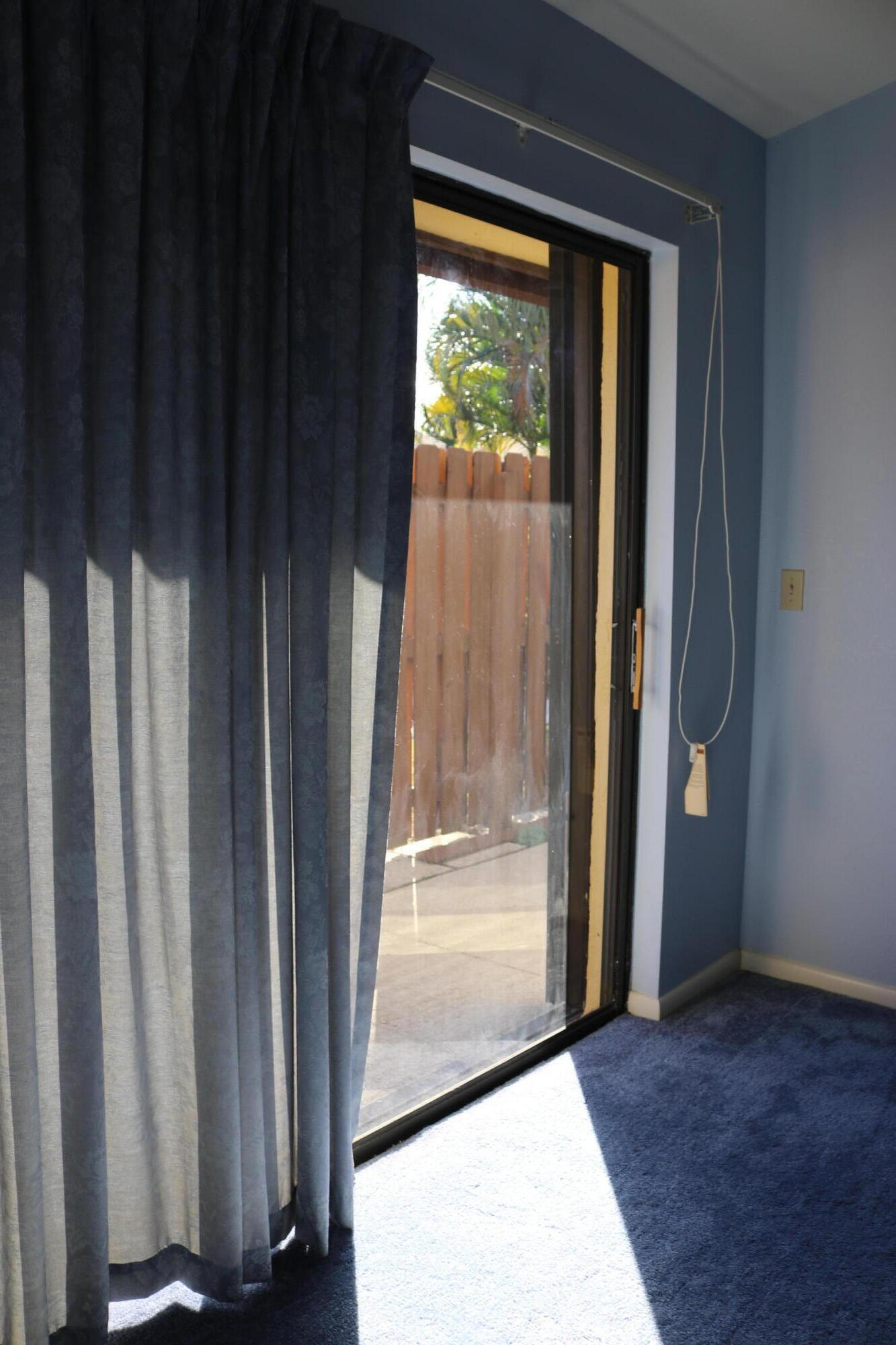 403 Springdale Circle Palm Springs, FL 33461 - Photo 29 of 45 Master 4