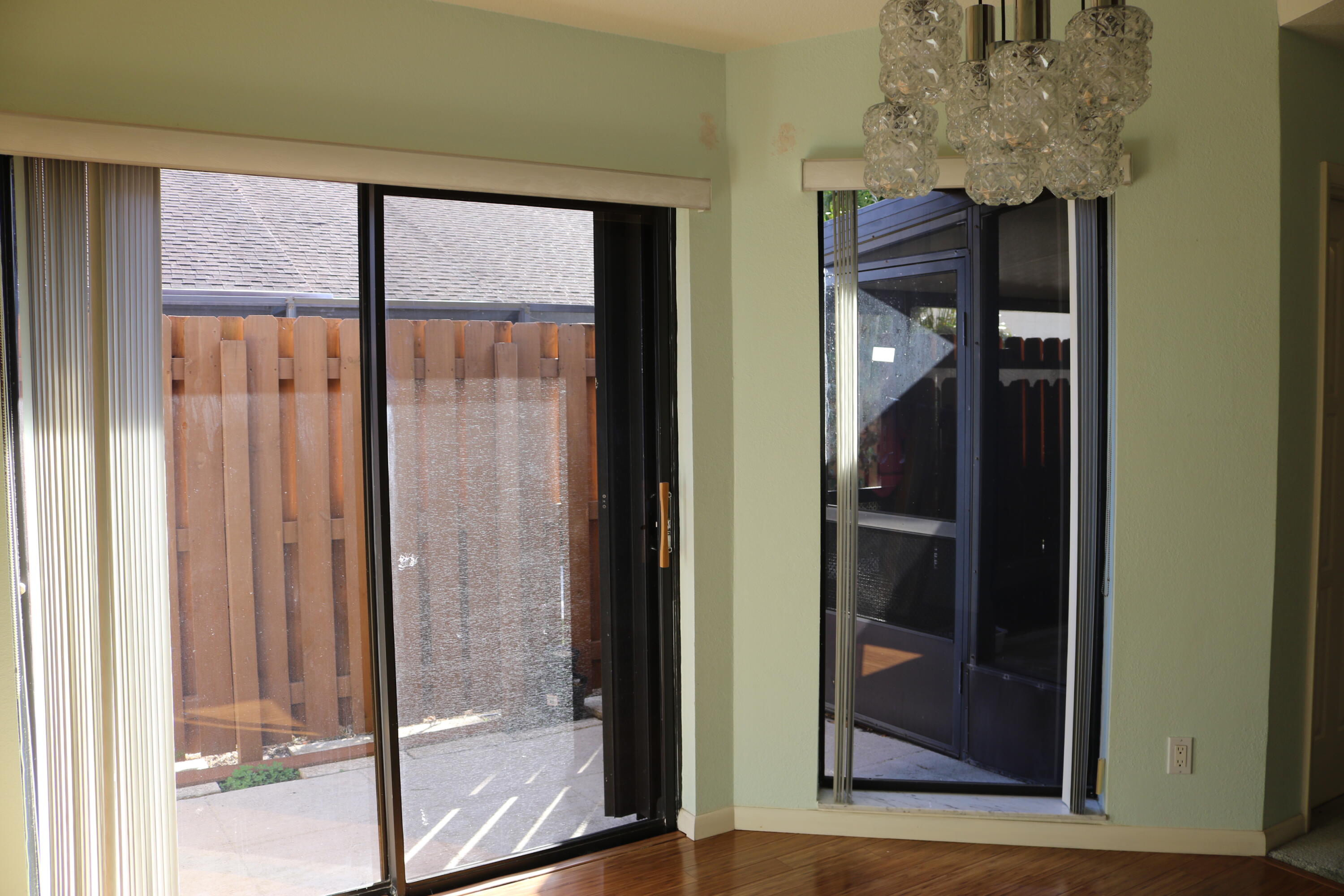 403 Springdale Circle Palm Springs, FL 33461 - Photo 5 of 45 dinning Sliding doors