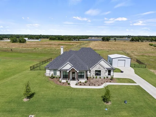 $699,999 | 4761 Sarah Drive, Caddo Mills, TX 75135