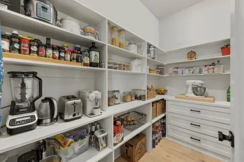 $699,999 | 4761 Sarah Drive, Caddo Mills, TX 75135