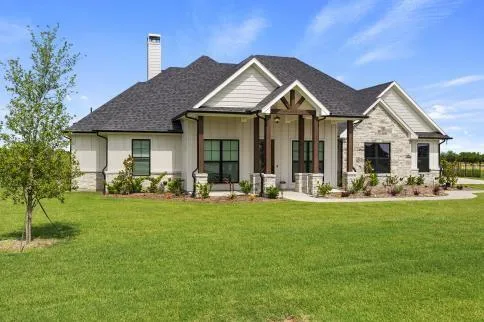 $699,999 | 4761 Sarah Drive, Caddo Mills, TX 75135