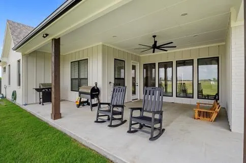 $699,999 | 4761 Sarah Drive, Caddo Mills, TX 75135