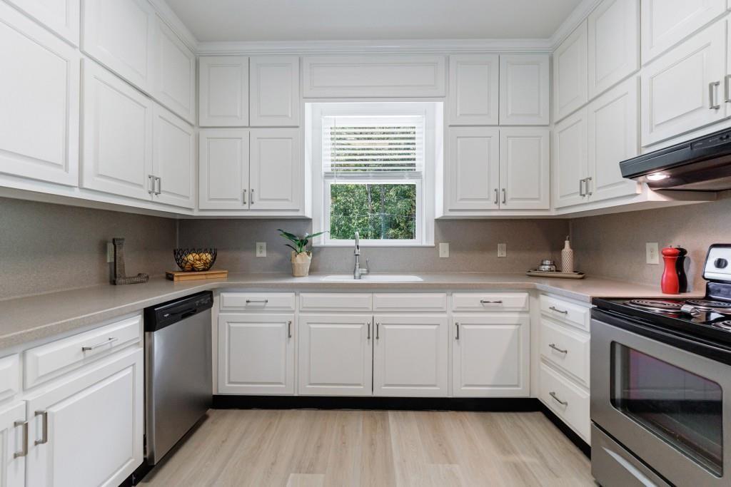 390 Alpine Drive Roswell, GA 30075 - Photo 15 of 53