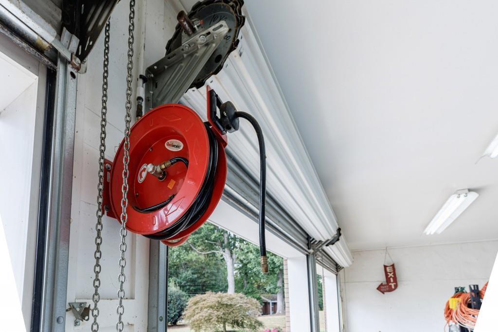 390 Alpine Drive Roswell, GA 30075 - Photo 33 of 53