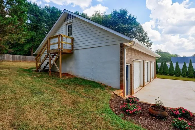 $3,000 | 390 Alpine Drive, Roswell, GA 30075