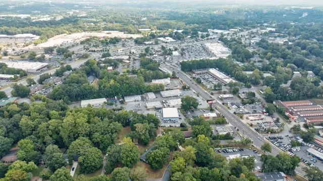 $3,000 | 390 Alpine Drive, Roswell, GA 30075