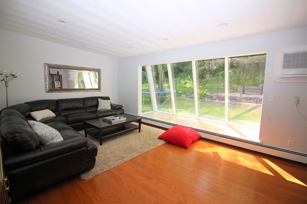 56 Donna Road Framingham, MA 01701 - Photo 12 of 26 Gallery Image 12